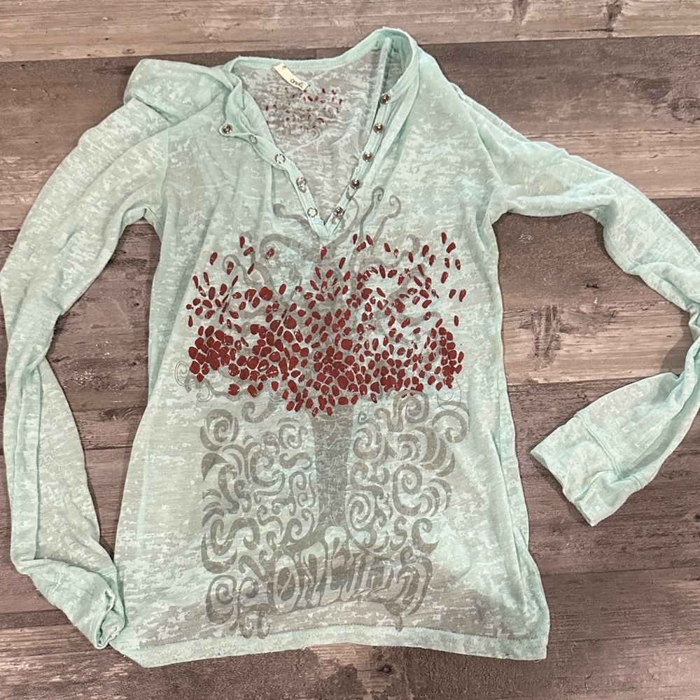 O'Neill Light Blue Long Sleeve Top with Red Accents